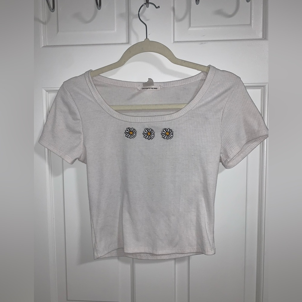 Caution to the Wind Floral Daisy Crop Top Size Small